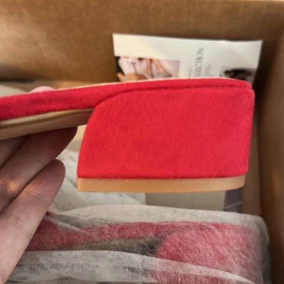 Brand new red mini heels - Picture 4 of 4